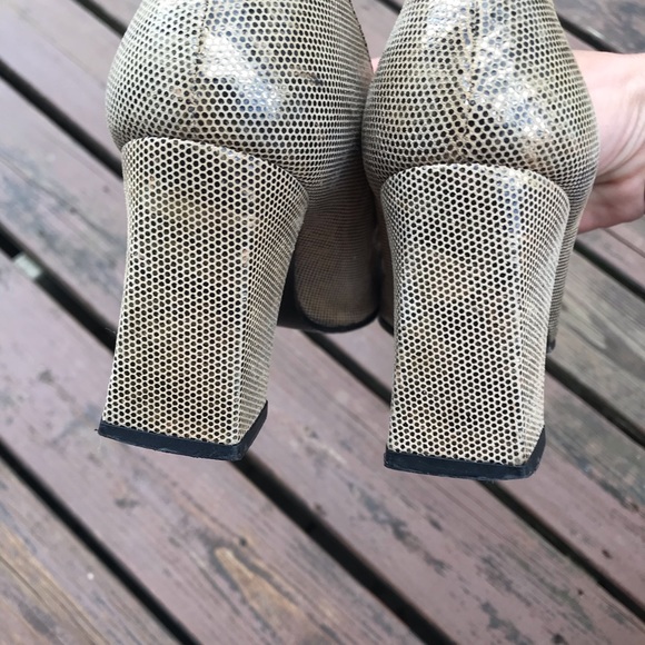 Stuart Weitzman Snake Print Heels Block Heel Gold & Brown Size 7 - Picture 11 of 16